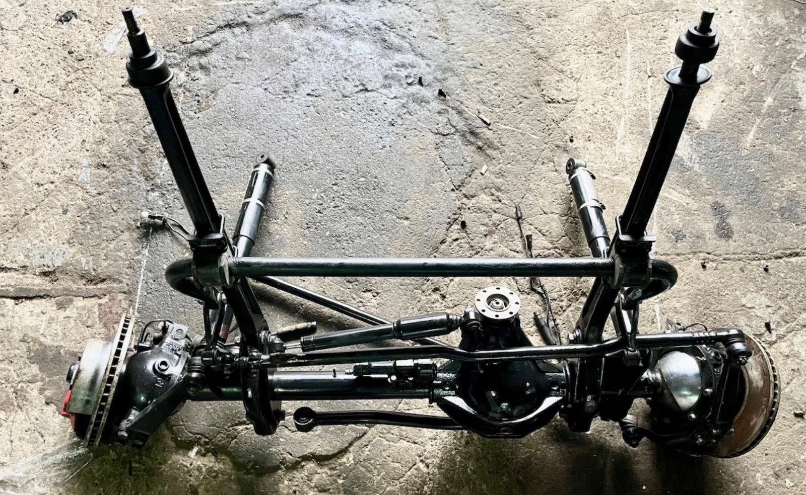 Mercedes G 500 W463 Front Axle Differential - Image 2