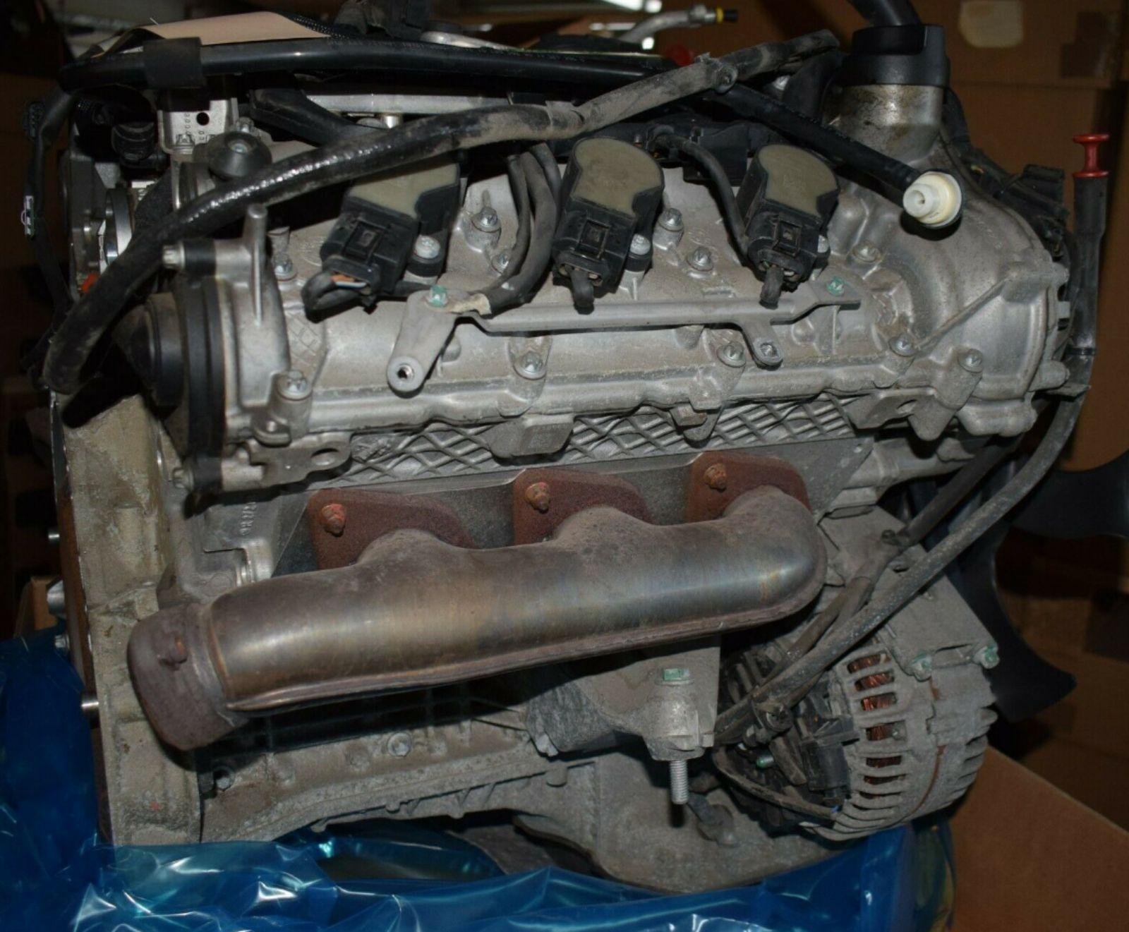 Mercedes Sprinter W906 Petrol Engine - Image 4