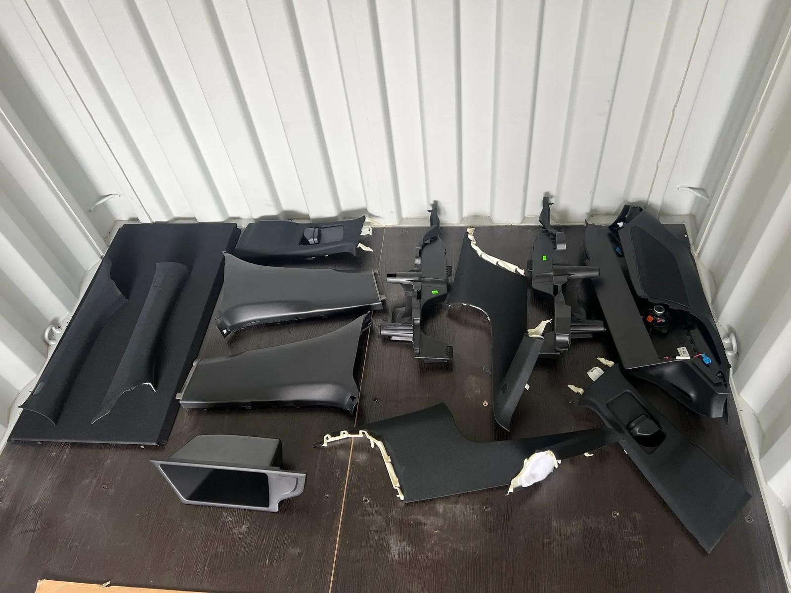 Mercedes-Benz ML/GLE W166 Complete Interior Seat - Image 4