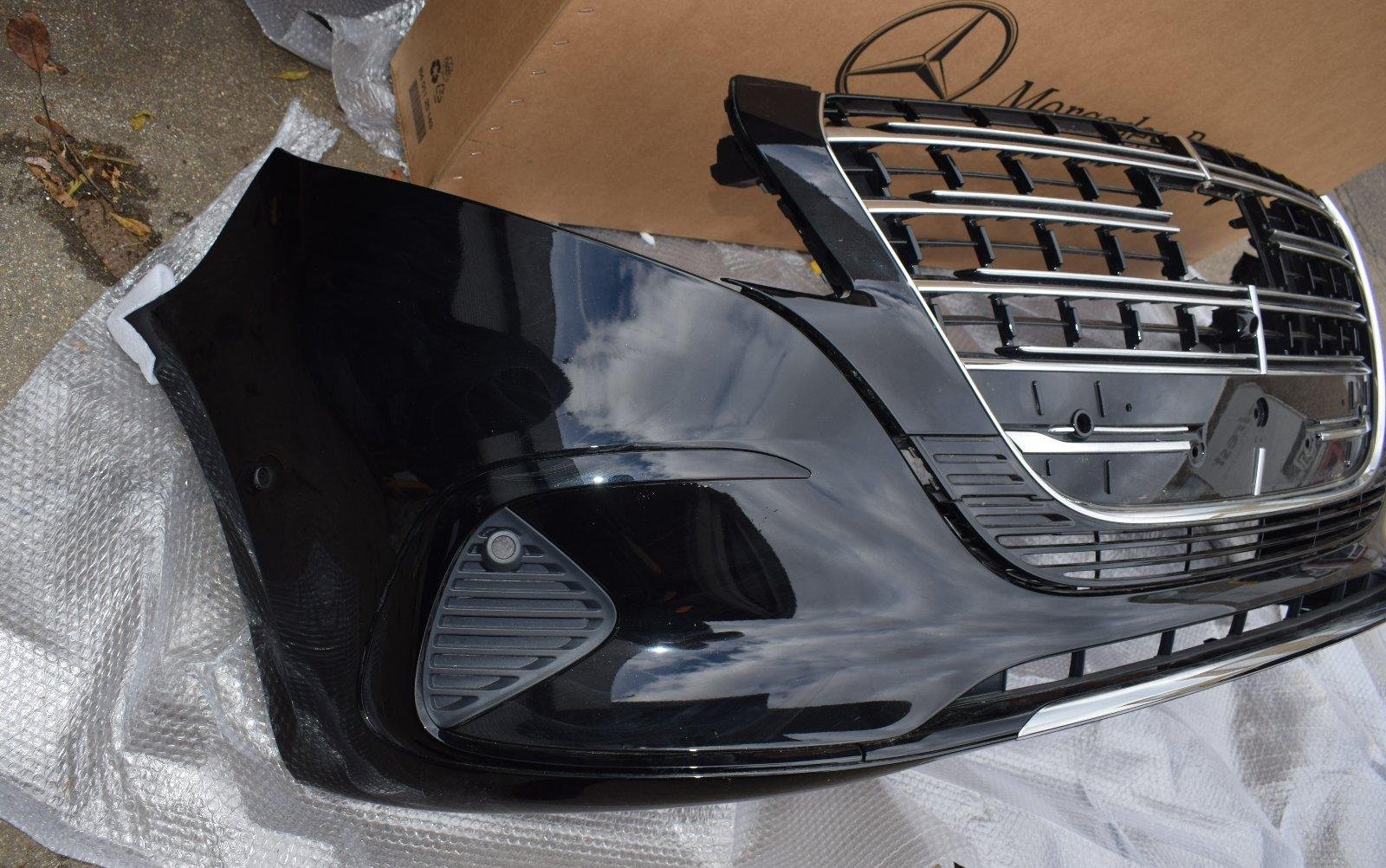 Original Mercedes V-Class W447 Front Bumper