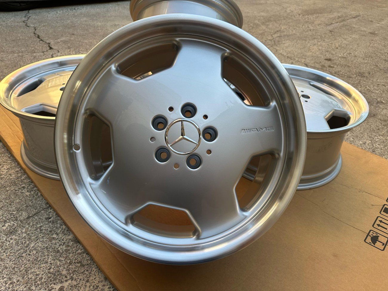 W140 18″ AMG Aero II Monoblock Wheels - Image 10