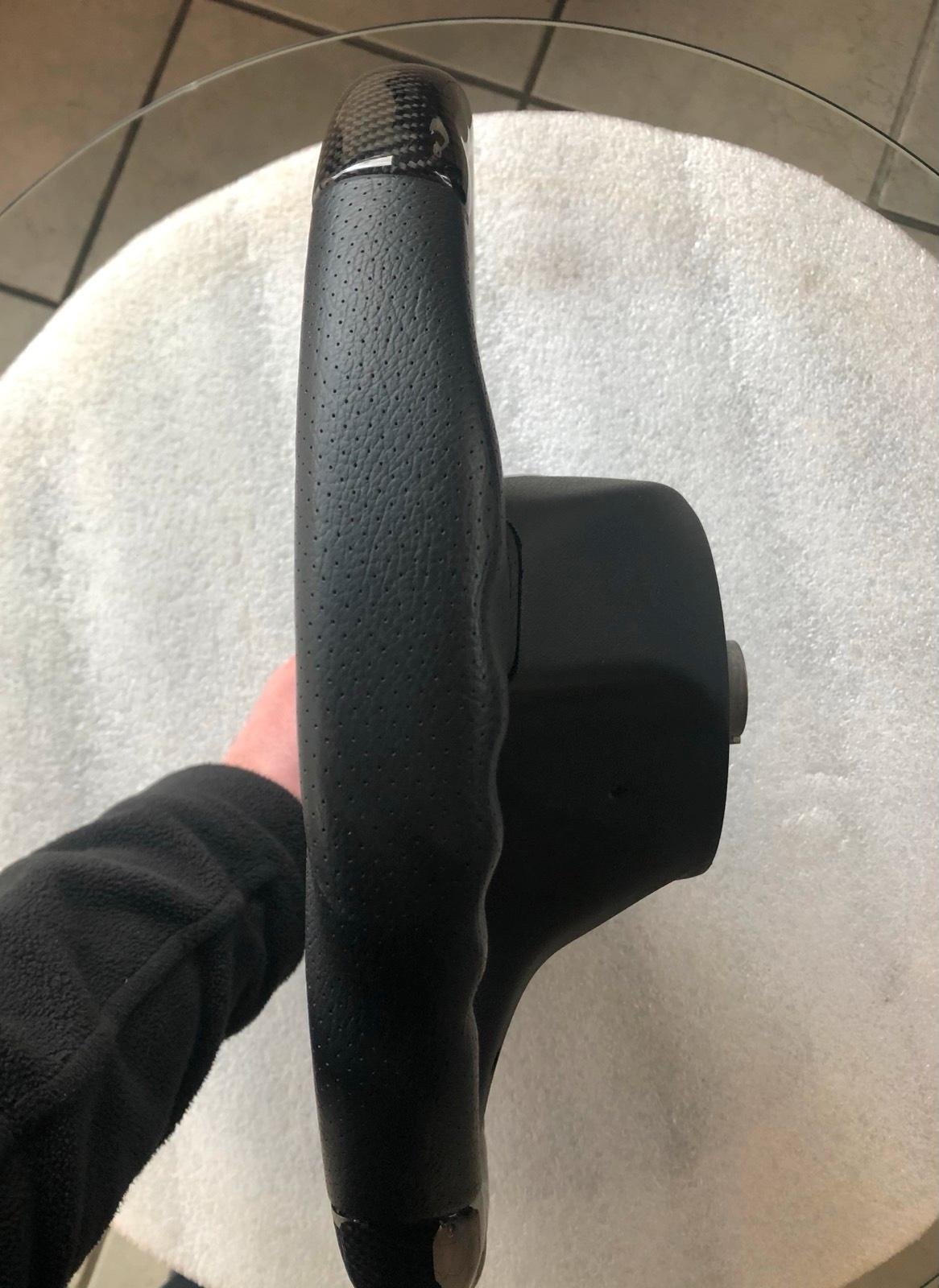 carbon steering wheel W204 for sale — Designo Style - Image 6