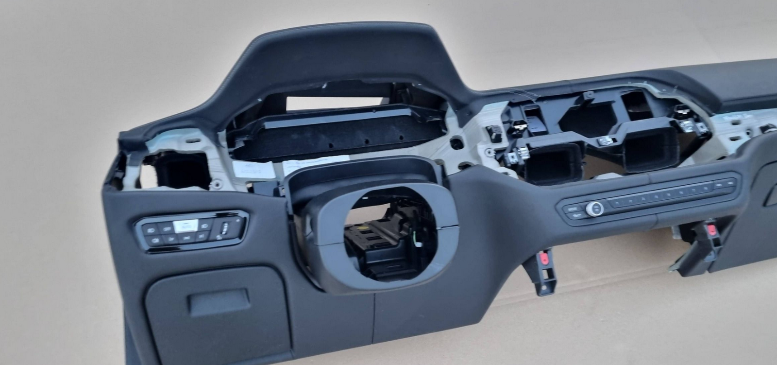 BMW Nappa Smooth-Leather Dashboard - Image 6