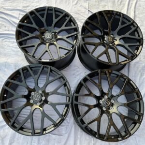 Original Brabus Monoblock Y Platinum 23-Inch Rim Set