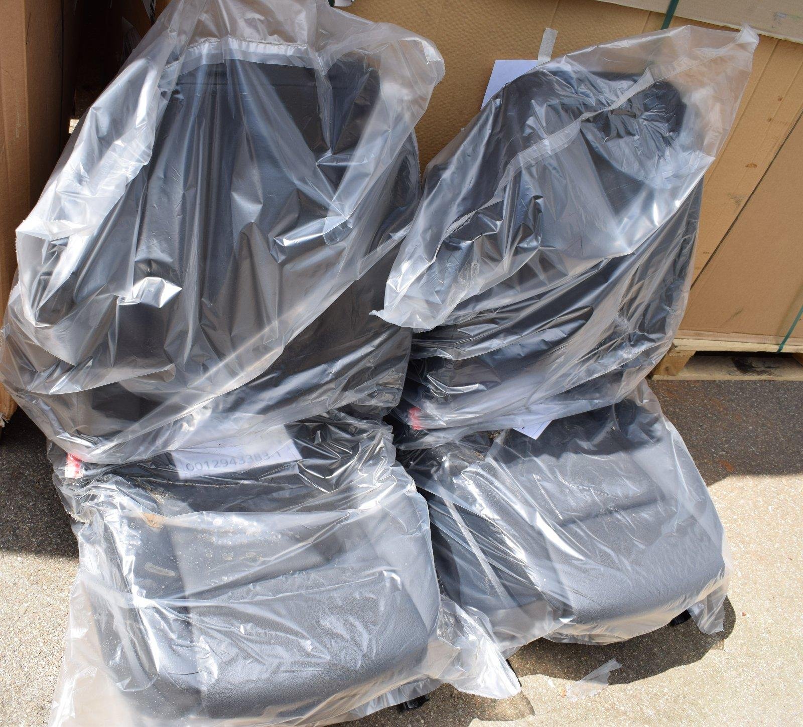 Mercedes-Benz MB-Tex Front Seat