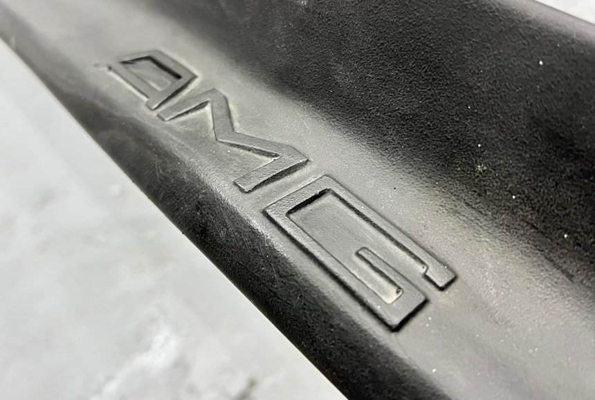 W126 AMG Front Lip Spoiler - Image 9