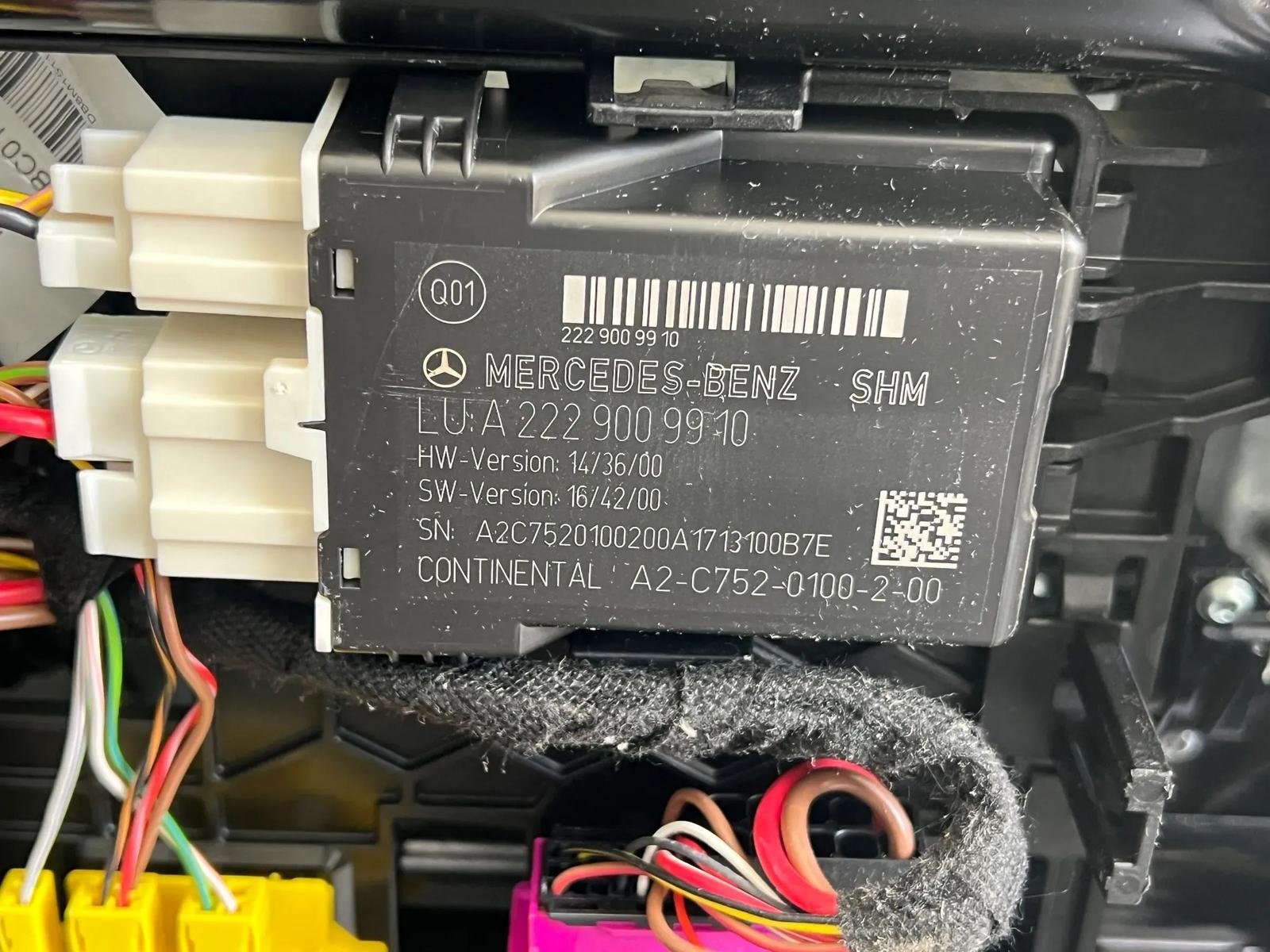 Mercedes-Benz S-Class W222 Front Seat Leather - Image 5