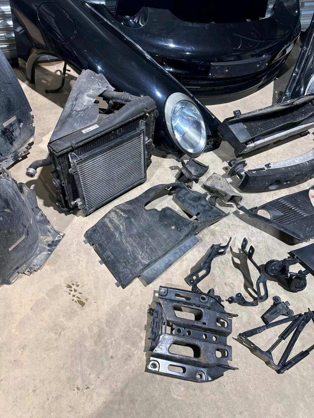 Porsche 911 Turbo (997.1) front package(Bonnet, bumper, headlights, fenders, radiator package and all attachments) - Image 8