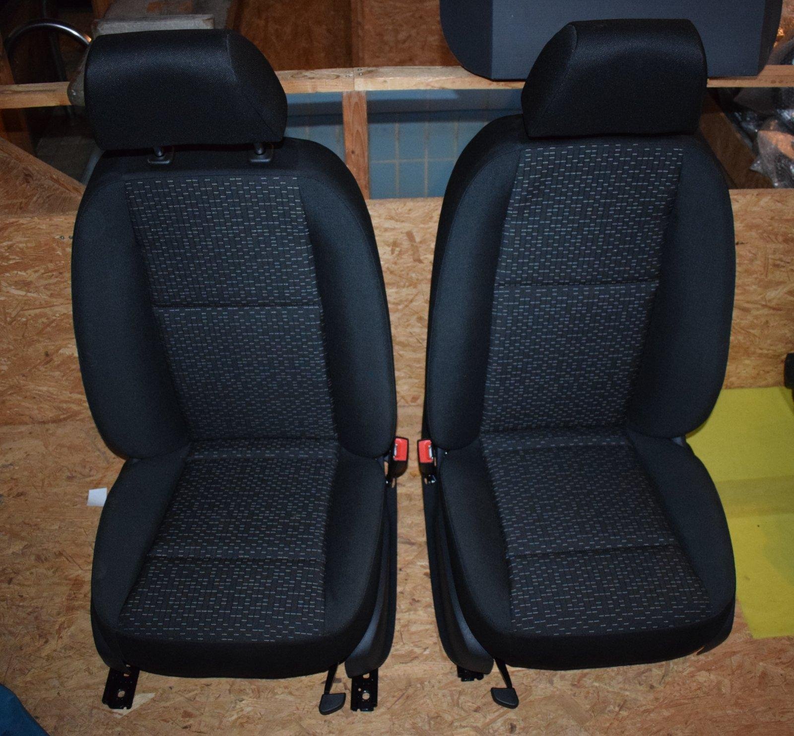 Mercedes-Benz W907 Sprinter seats - Image 4
