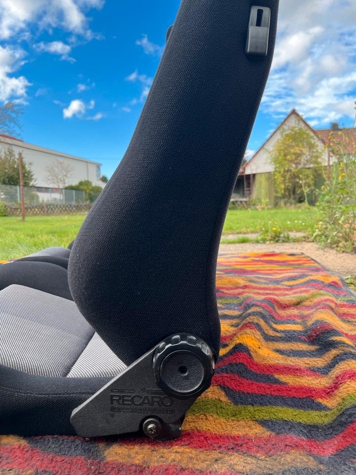 RECARO Monza LX Classic Sport Seats - Image 8