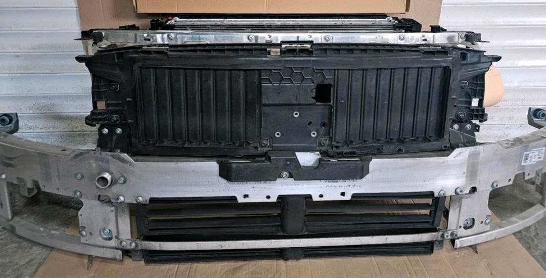 Mercedes C-Class W206 Radiator - Image 4