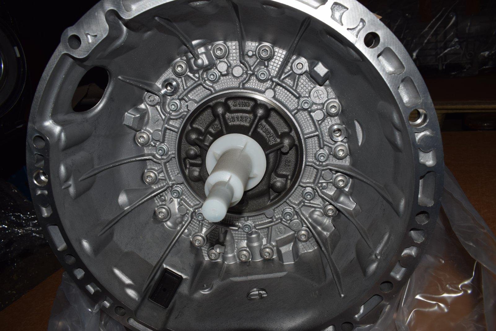 New Original Mercedes-Benz 7G-Tronic Plus Automatic Transmission - Image 2