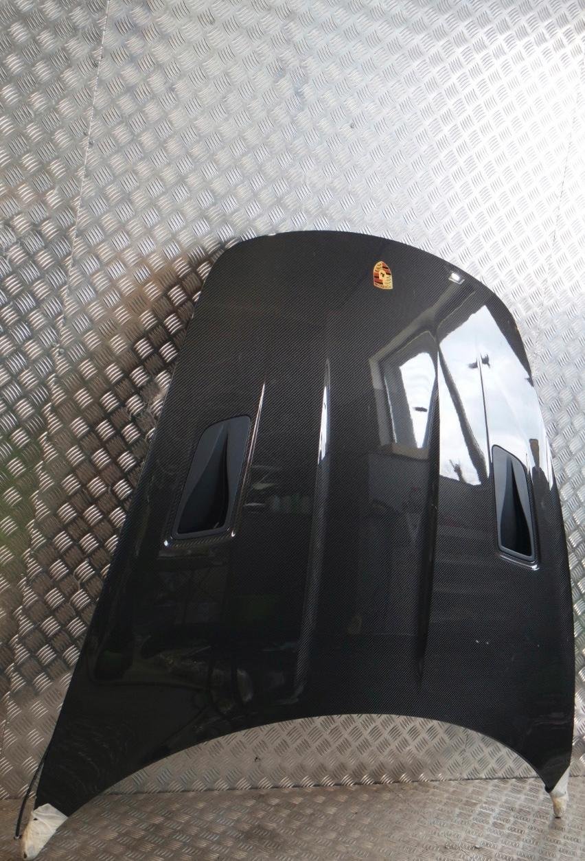 Porsche 991 GT2 RS hood vent