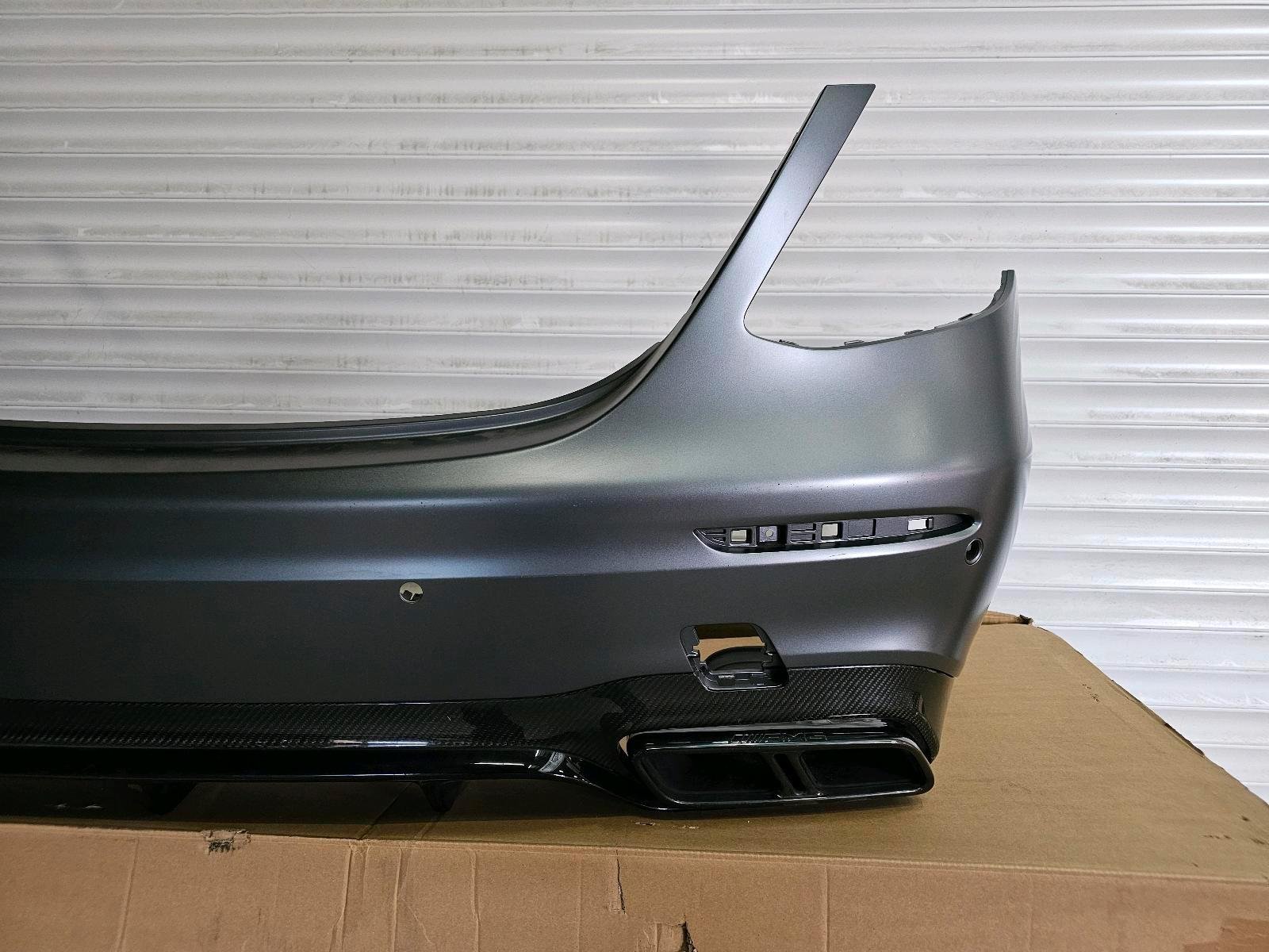Mercedes E63 AMG Rear Bumper – W213 Sedan – Carbon Diffuser & Exhaust Trims – OEM - Image 6