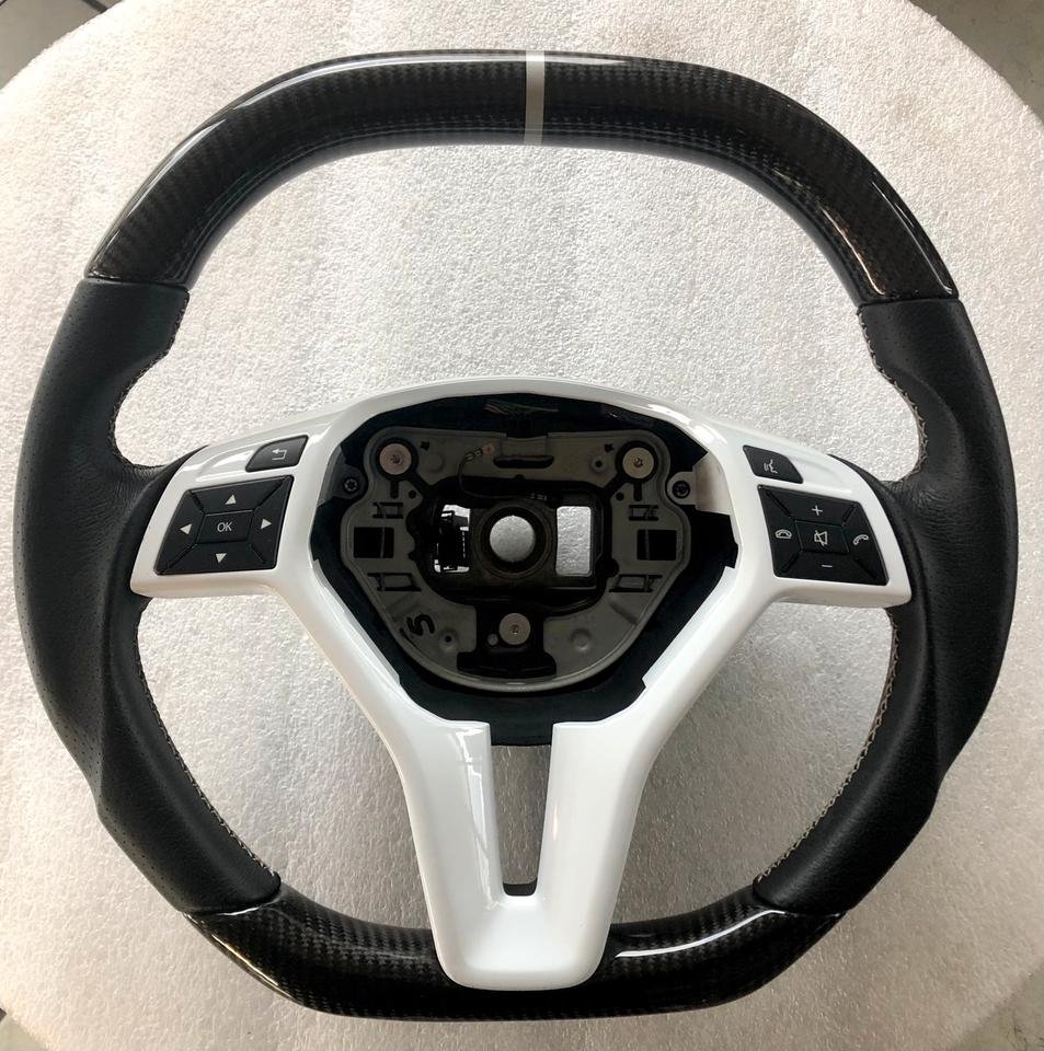 carbon steering wheel W204 for sale — Designo Style