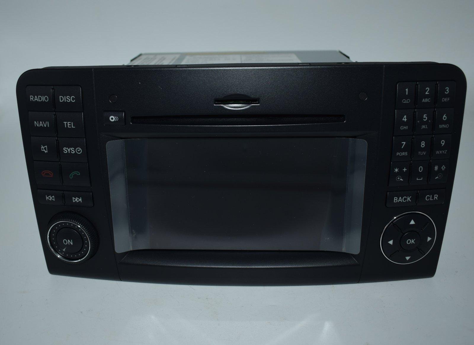 Mercedes COMAND Unit