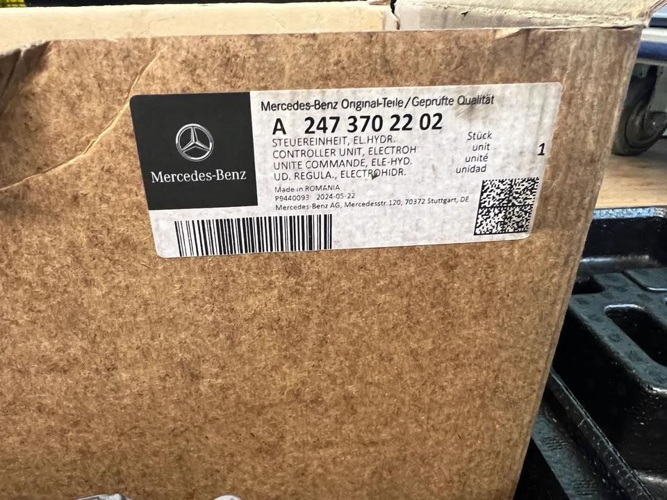 Mercedes-Benz Control Unit - Image 4