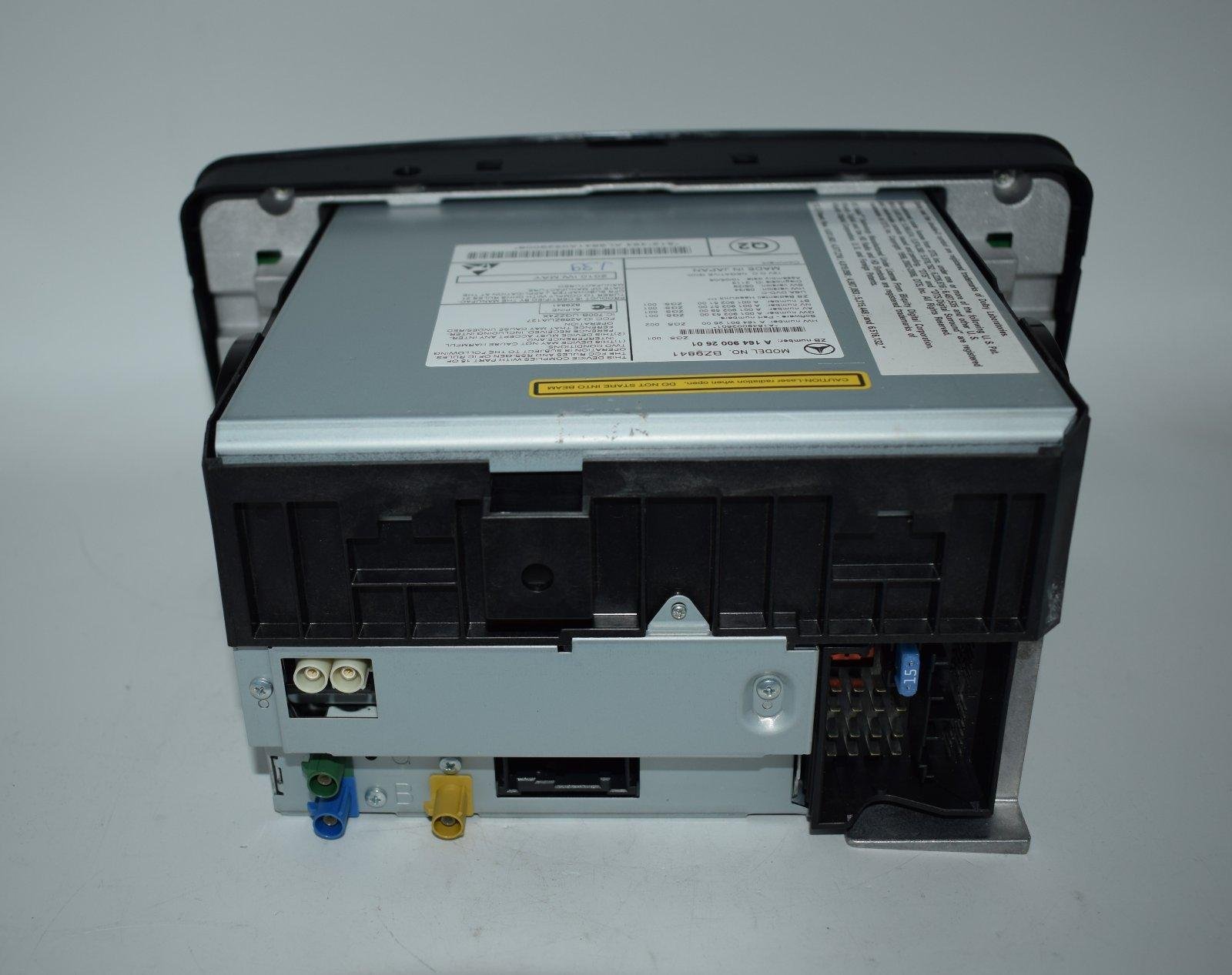 Mercedes COMAND Unit - Image 3