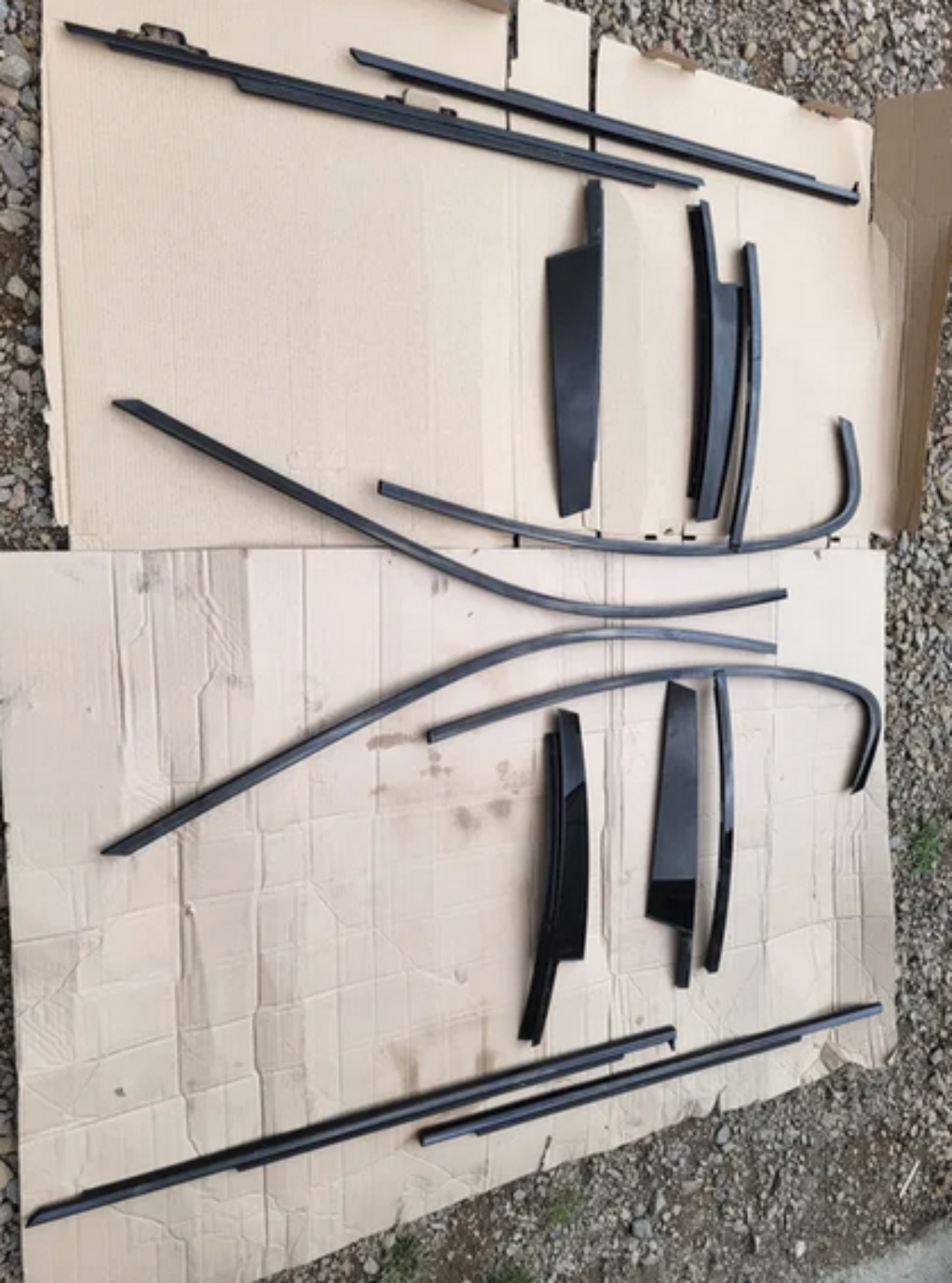 BMW M5 F90 G30  Complete Shadowline Trim - Image 4