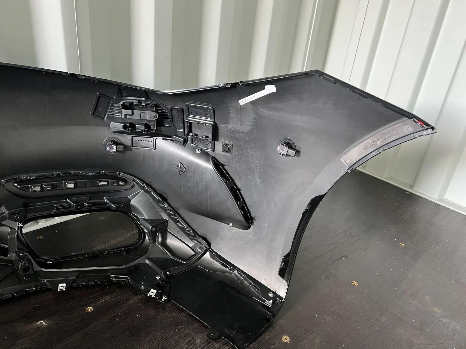 Mercedes-Benz SL63 AMG Rear Bumper - Image 8