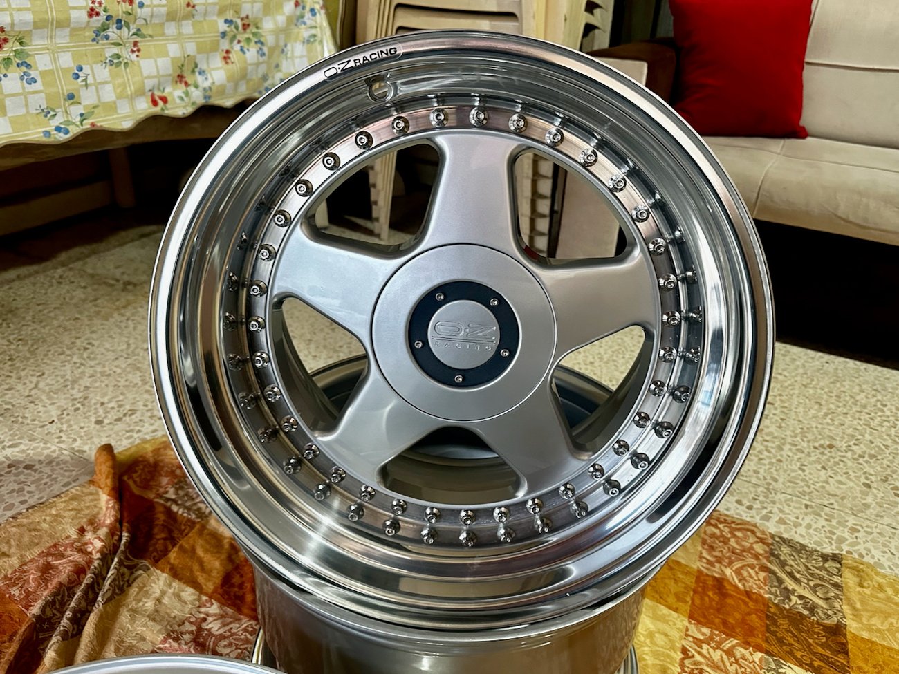 Staggered 3-Piece 17″ Futura Wheels by OZ Racing - Image 14