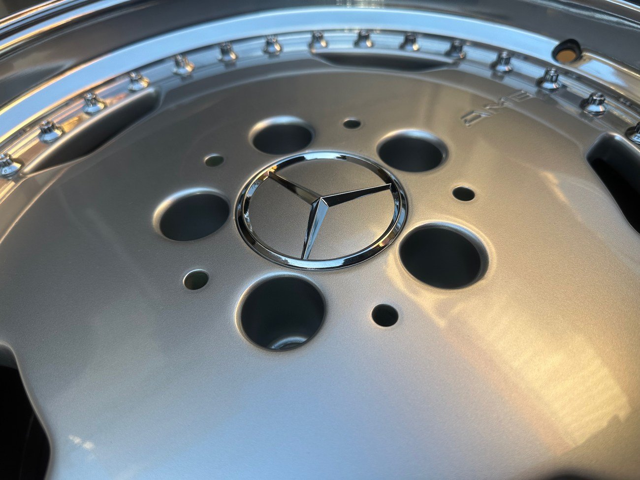 Staggered 3-Piece 17 AMG Aero III Wheels - Image 9