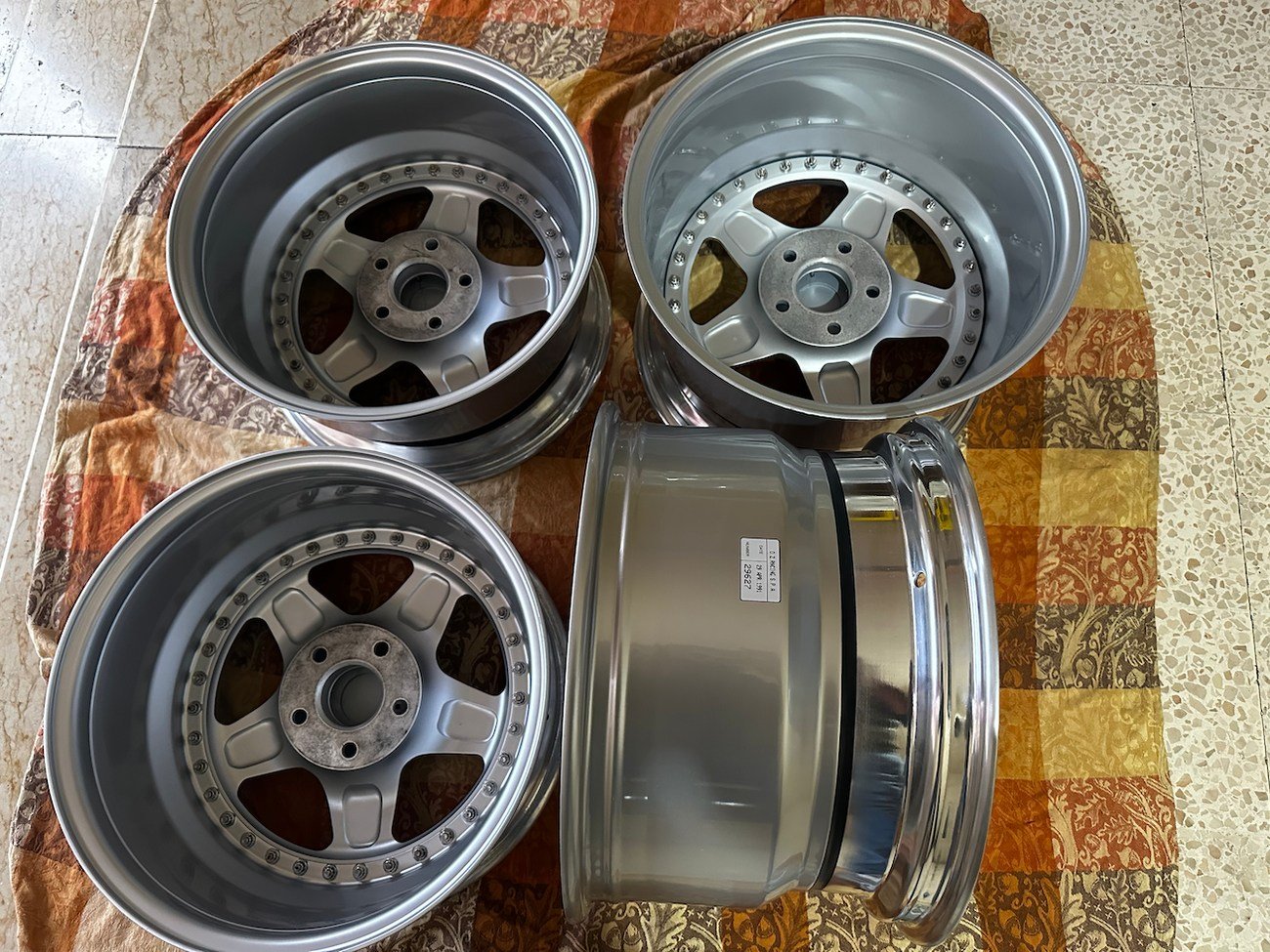 Staggered 3-Piece 17″ Futura Wheels by OZ Racing - Image 6