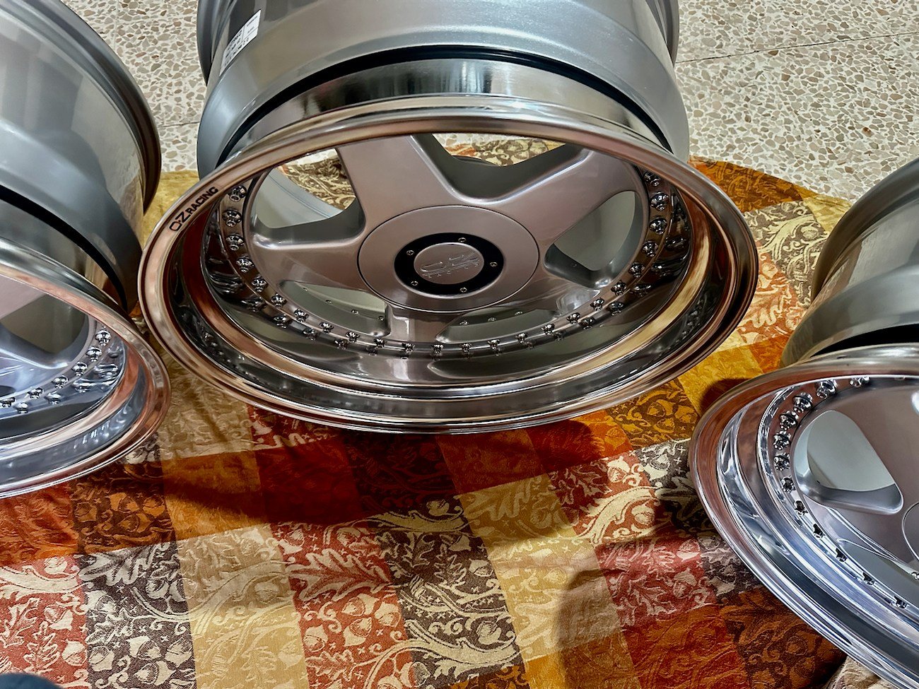 Staggered 3-Piece 17″ Futura Wheels by OZ Racing - Image 15