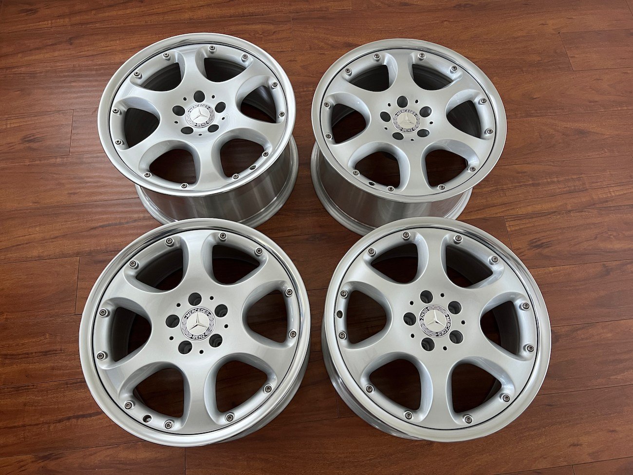 Staggered 18 R129 Silver Arrow Wheels - Image 19