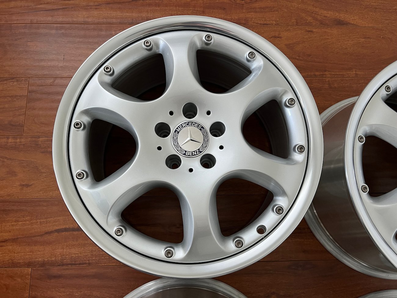 Staggered 18 R129 Silver Arrow Wheels - Image 22