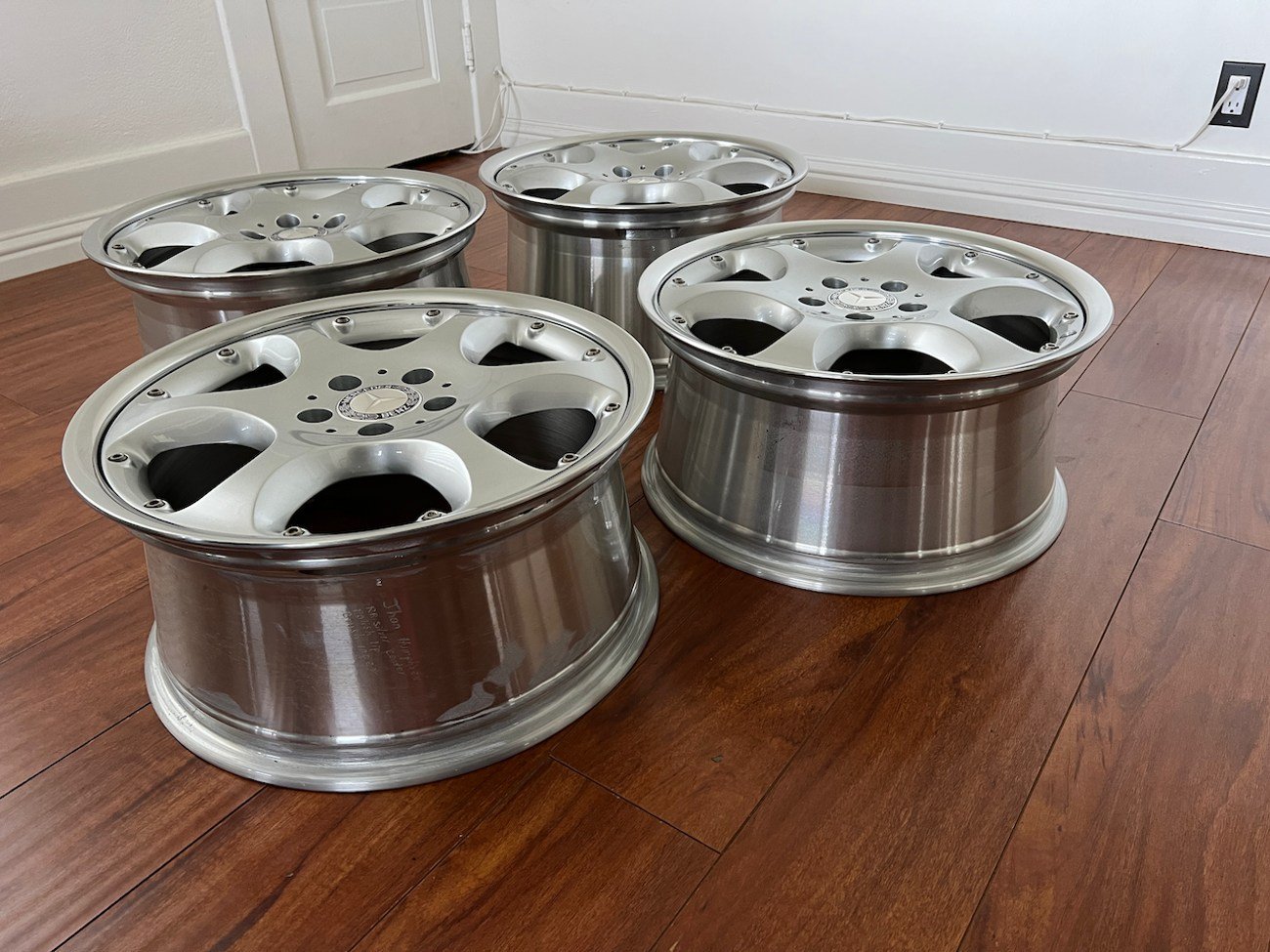 Staggered 18 R129 Silver Arrow Wheels - Image 6