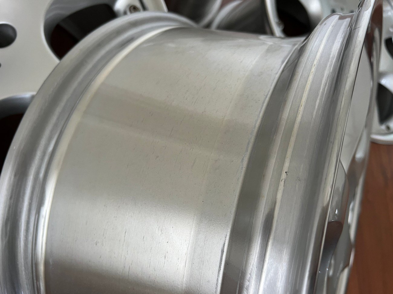 Staggered 18 R129 Silver Arrow Wheels - Image 9