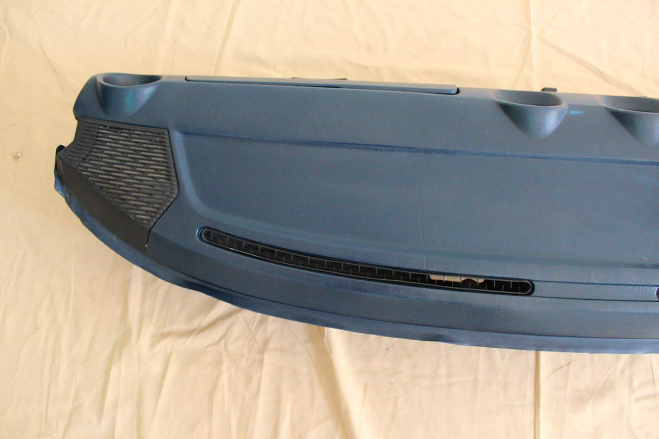 Mercedes-Benz W123 Interior Set - Image 20