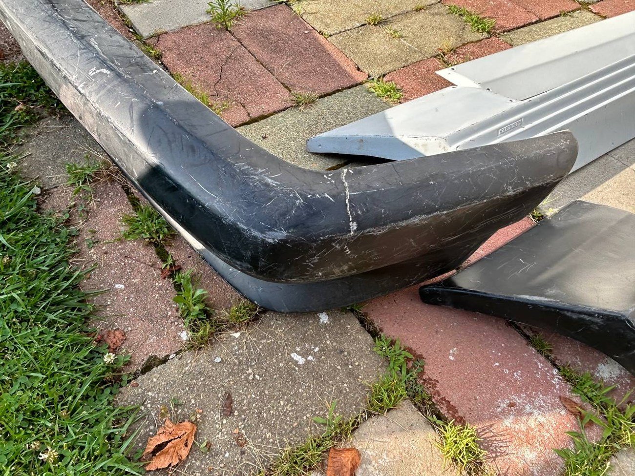 Zender R107 SL Body Kit - Image 3