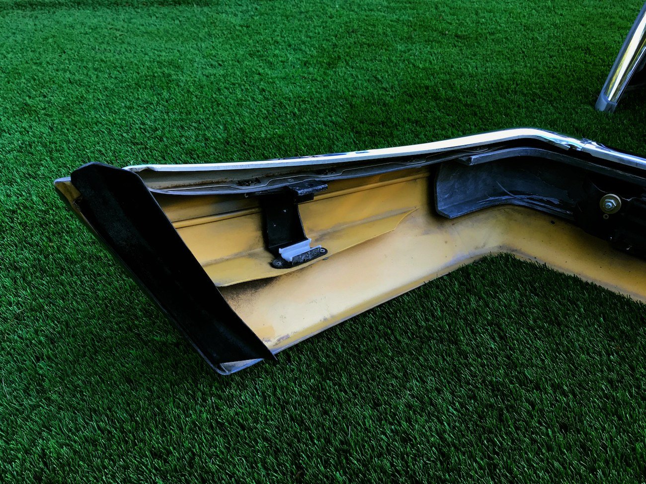 Mercedes-Benz Gen II Euro-spec bumpers - Image 2