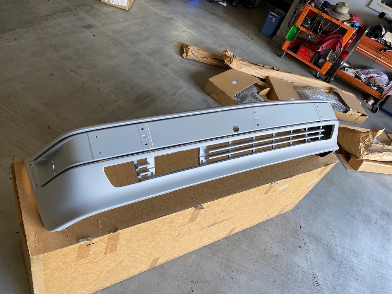 Mercedes-Benz W124 E500 / 500E Fender & Body Parts Package - Image 2