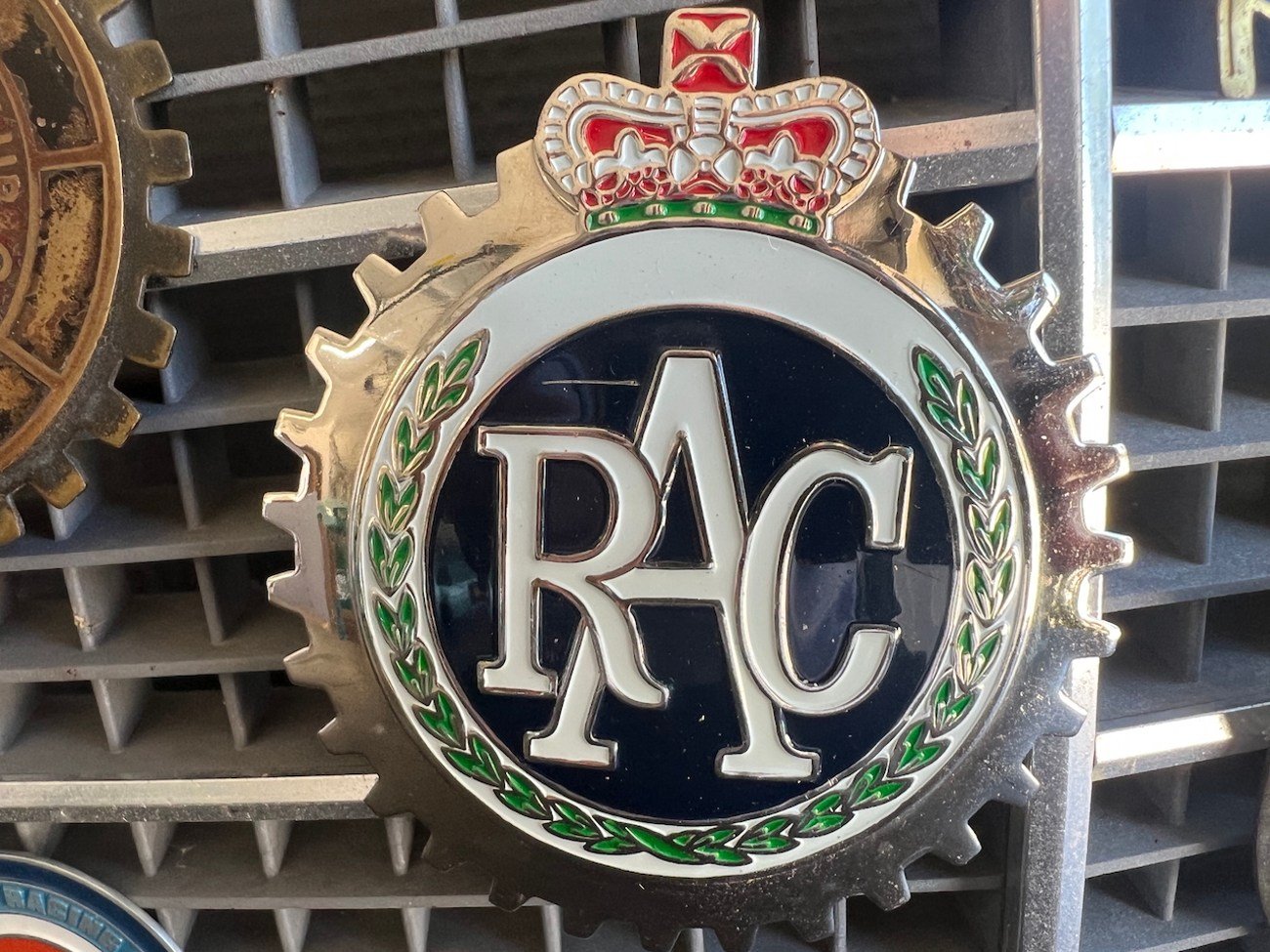 Historic 17-Badge Collection - Image 12