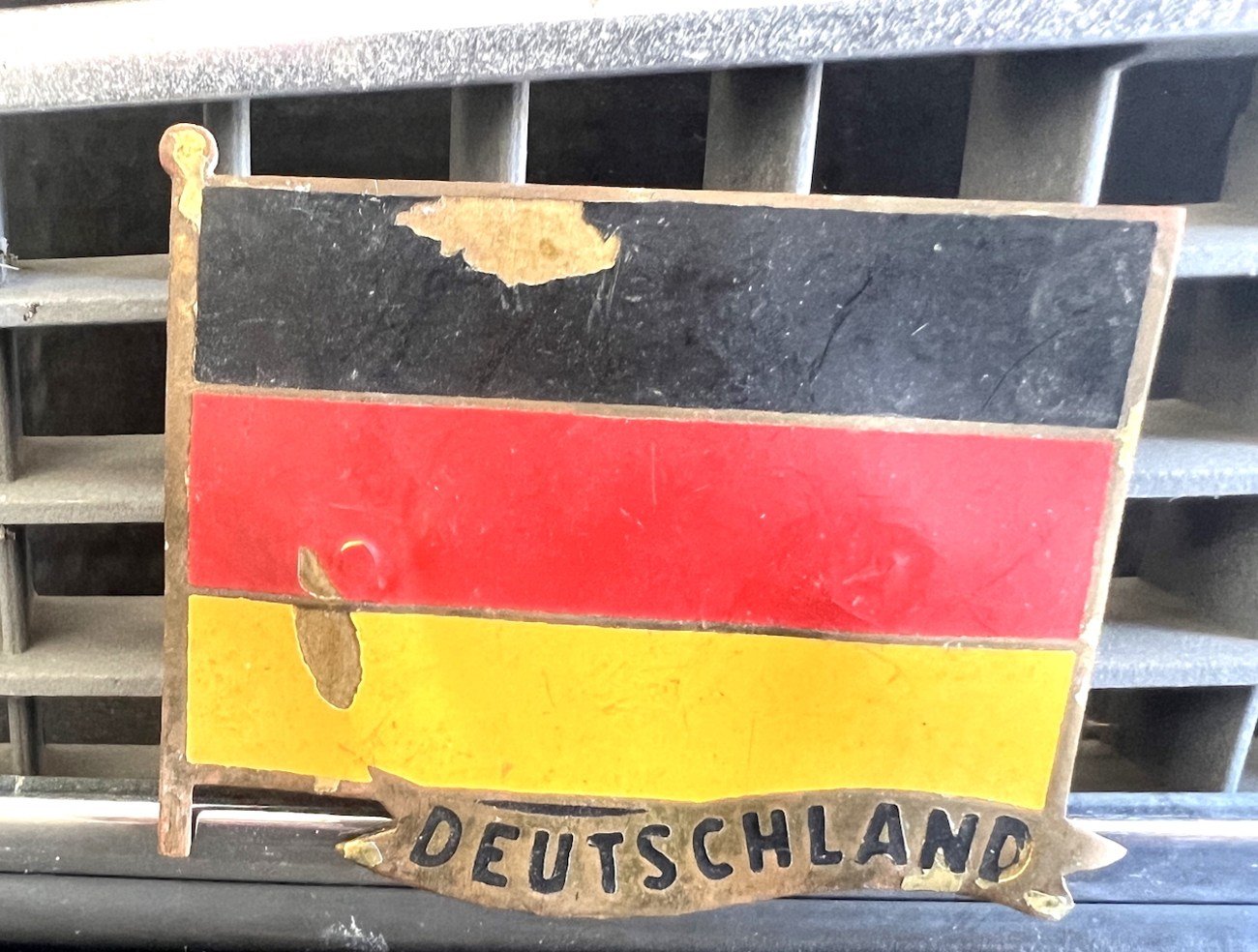 Historic 17-Badge Collection - Image 18