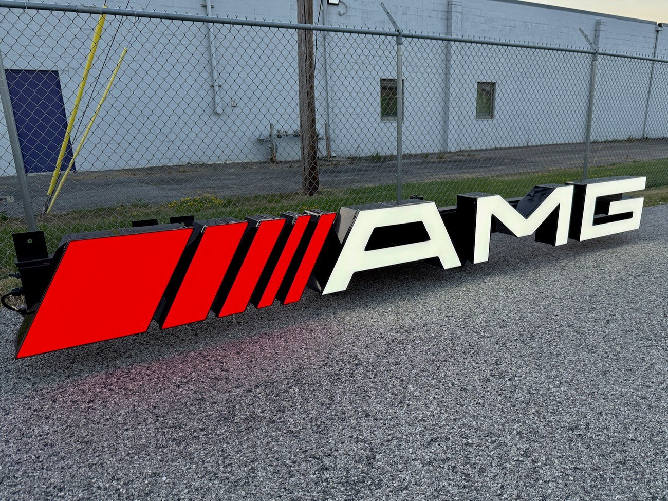 Mercedes-AMG illuminated sign - Image 6