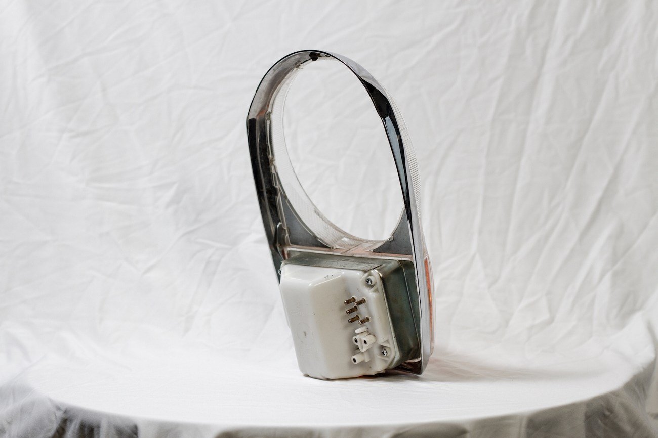 Lot of W113 Mercedes-Benz SL “Pagoda” Parts - Image 5