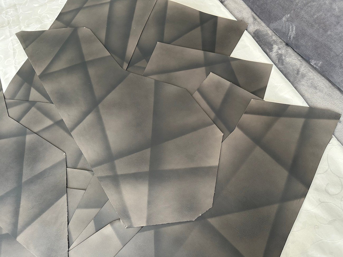 14-Piece NOS W124 E500 Limited Leather Inserts - Image 9