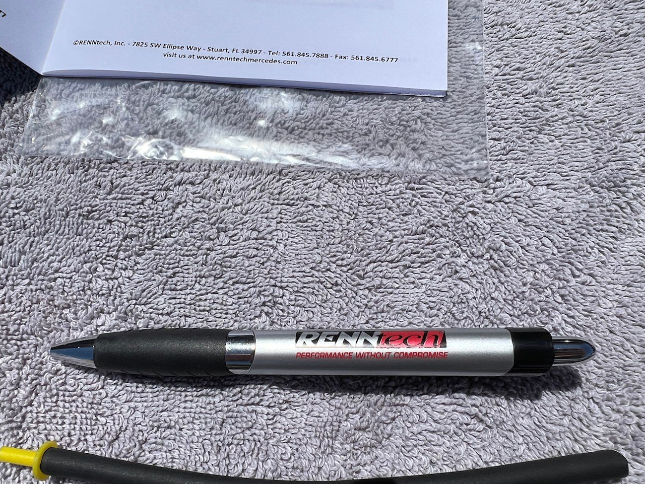 RENNtech Carbon Fiber Airbox - Image 5