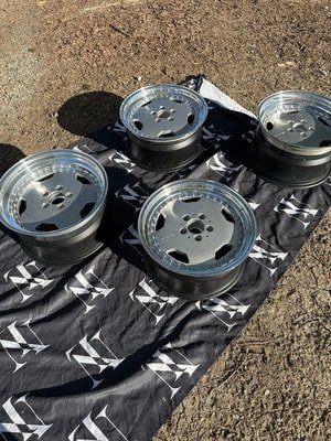 Staggered 3-Piece 17″ AMG Aero III Wheels - Image 3