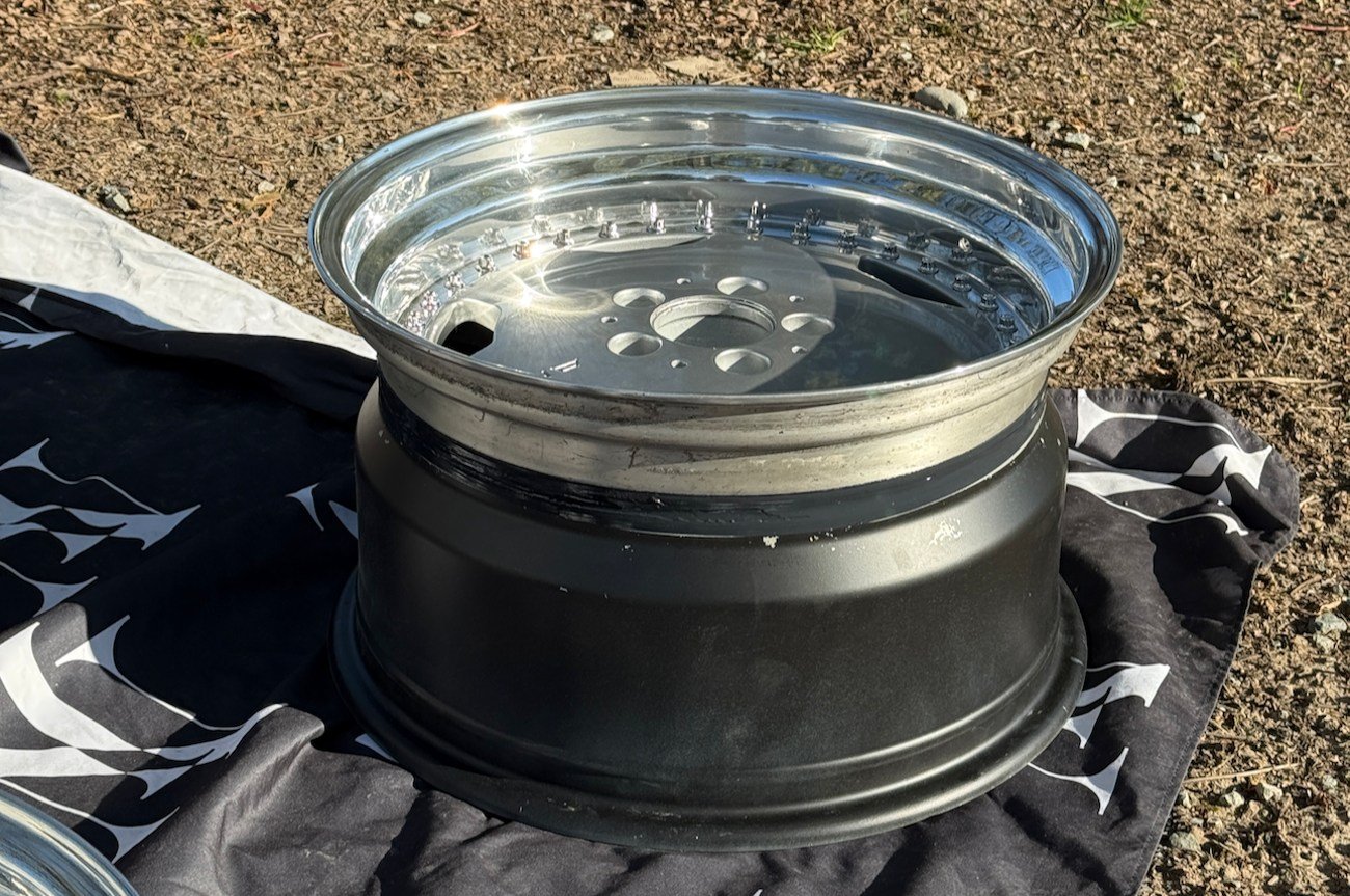 Staggered 3-Piece 17″ AMG Aero III Wheels - Image 9