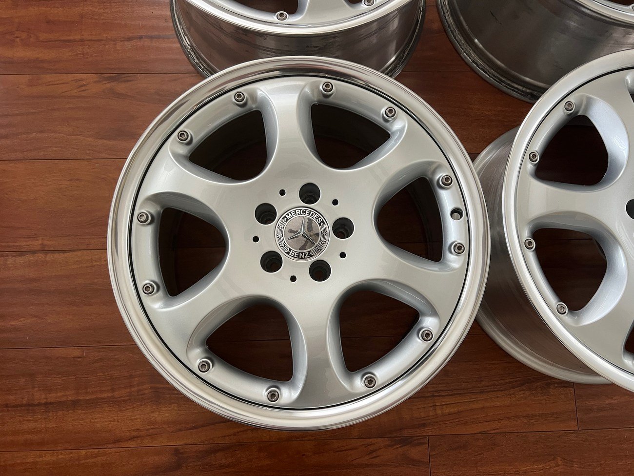 Mercedes-Benz R129 Silver Arrow Wheels - Image 9