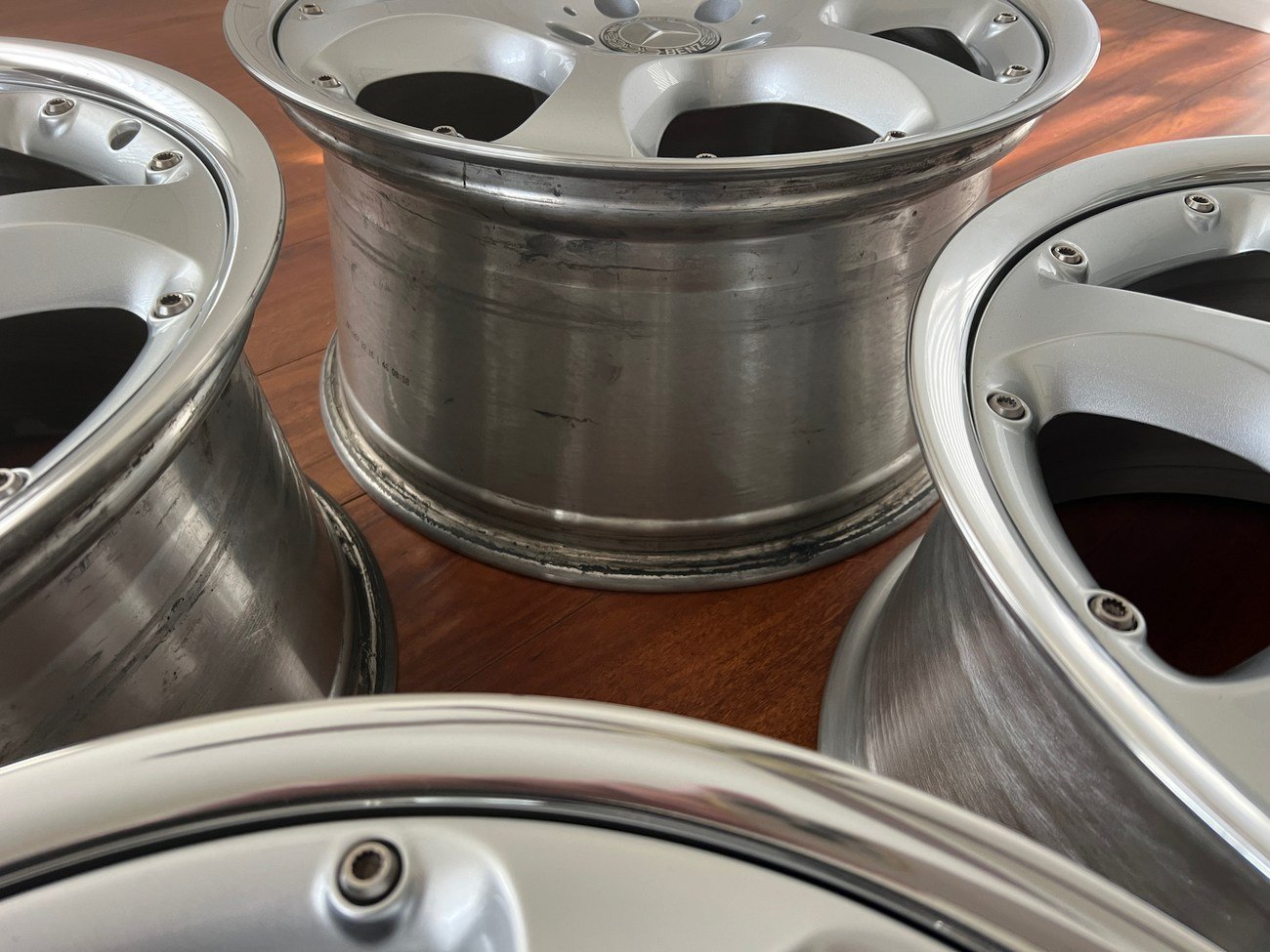 Mercedes-Benz R129 Silver Arrow Wheels - Image 2