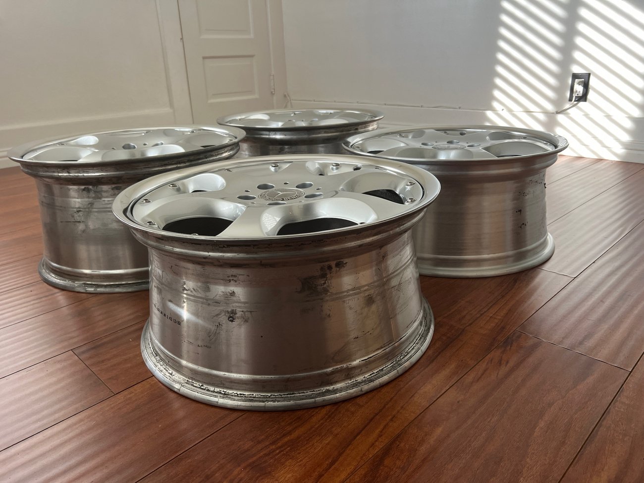 Mercedes-Benz R129 Silver Arrow Wheels - Image 11