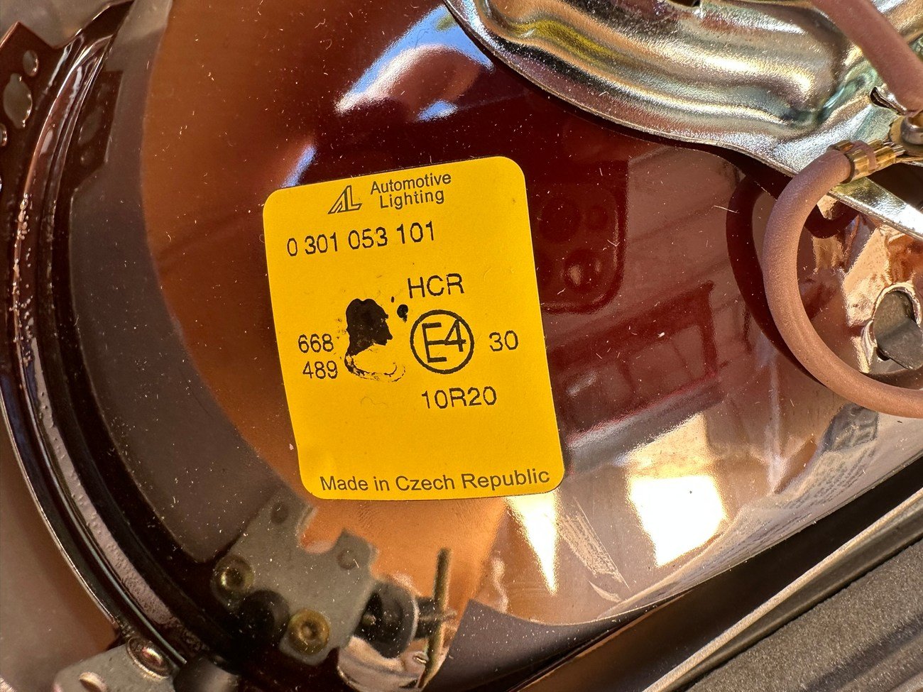 R107 European Headlamps & Corner Lamps - Image 8