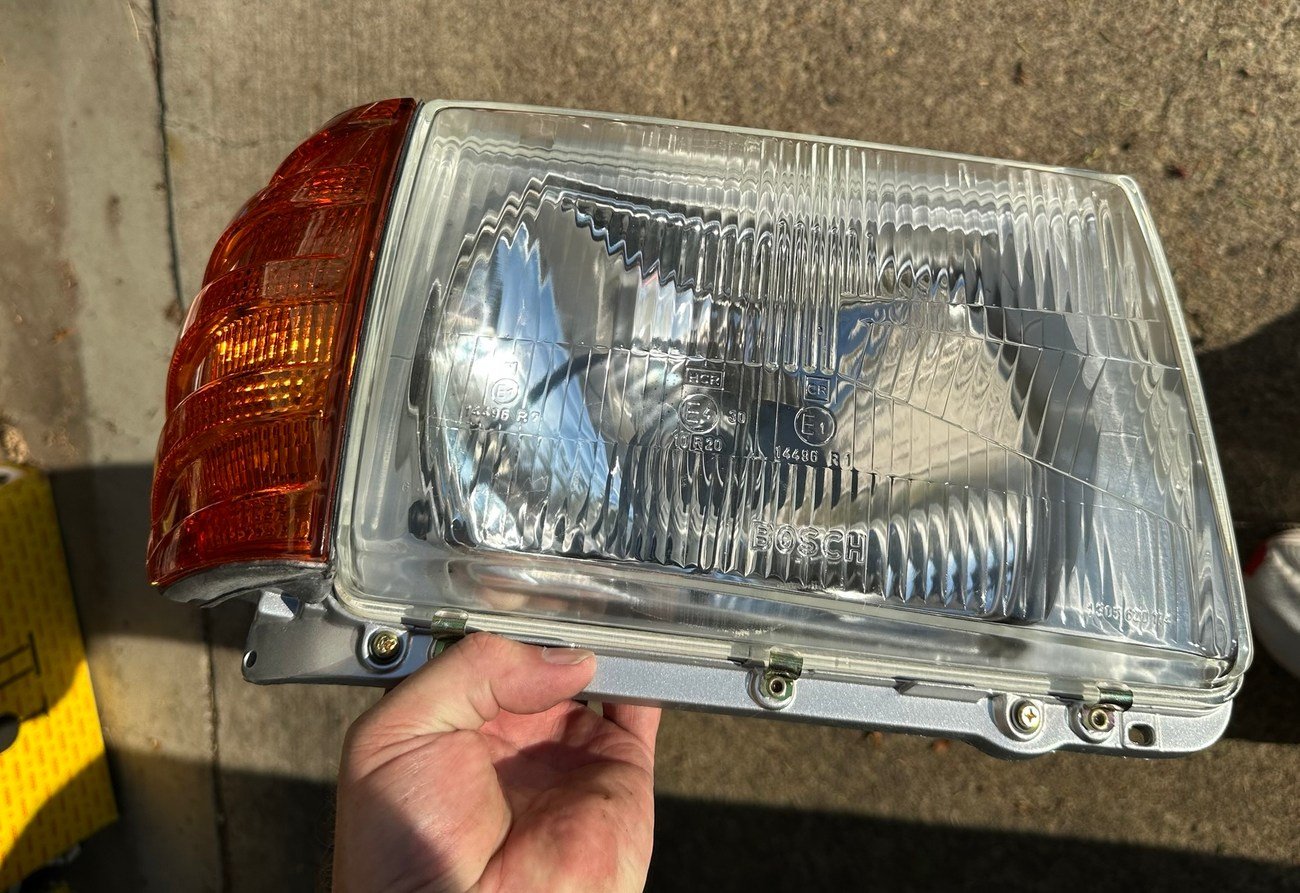 R107 European Headlamps & Corner Lamps - Image 4