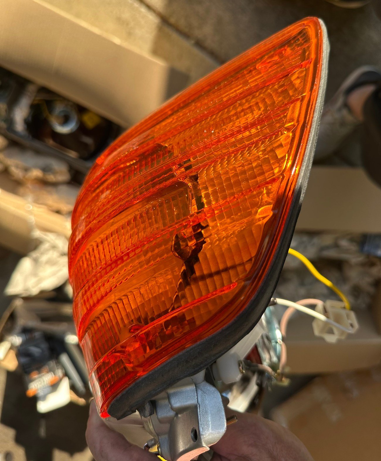 R107 European Headlamps & Corner Lamps - Image 20